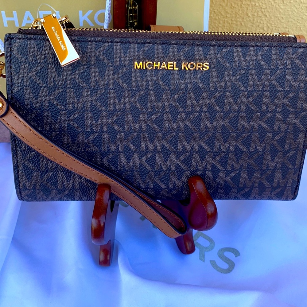NWT‼️ Michael Kors large jet set double zip wristlet